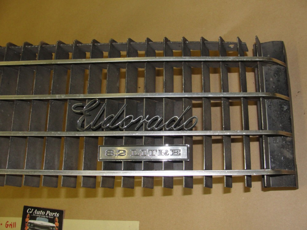OEM 1970 Cadillac Eldorado FRONT UPPER CHROME GRILL GRILLE & EMBLEM 8.2 LITRE #3514942 - Image 6