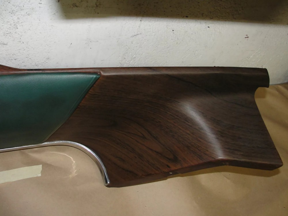OEM 1973 Cadillac Coupe Deville Calais 2 Door RIGHT PASSENGER SIDE REAR UPPER DOOR QUARTER PANEL TRIM - Image 7