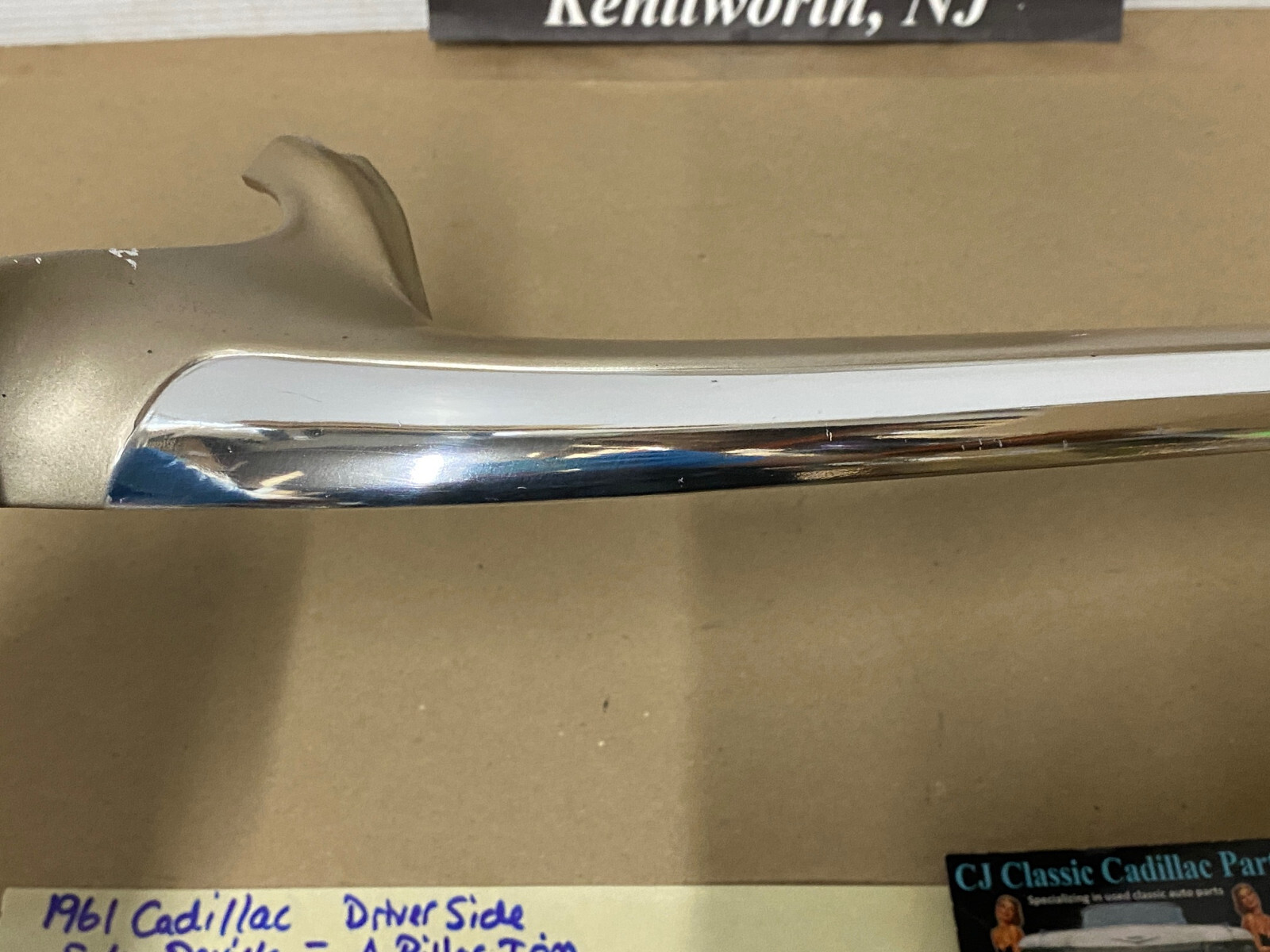 OEM 61 Cadillac Deville HardTop LEFT INTERIOR FRONT WINDSHIELD A PILLAR MOLDING TRIM #4815623 - Image 7
