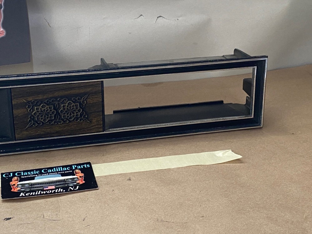 OEM 1971 1972 1973 Cadillac Deville Eldorado Fleetwood Calais RIGHT PASS SIDE DASH VENT INSERT CLOCK TRIM WOODGRAIN #1601585 - Image 12