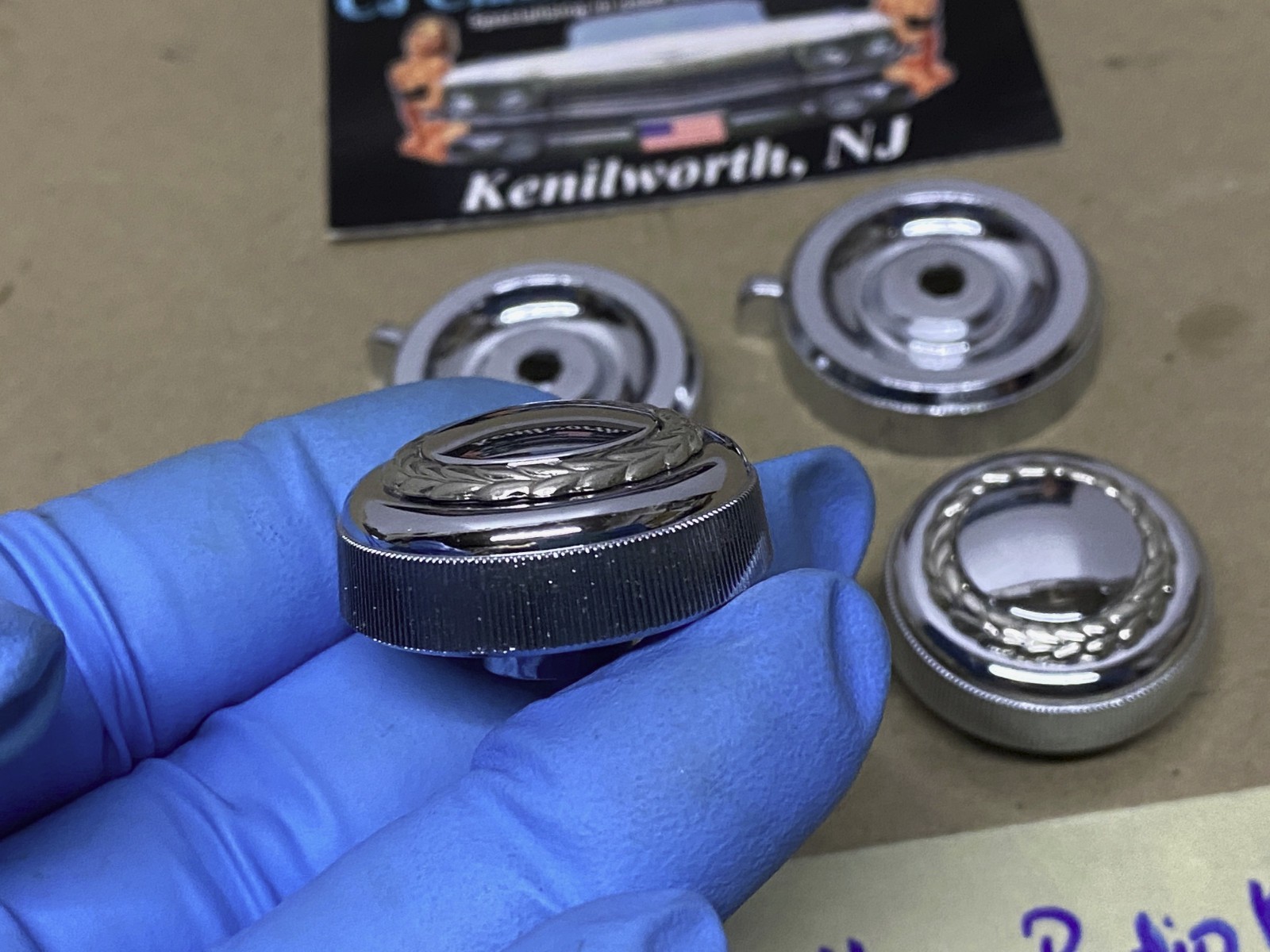 OEM 1974 1975 1976 Cadillac Deville Fleetwood Calais 1974 1975 1976 1977 1978 Eldorado 1976 1977 1978 1979 Seville DASH RADIO KNOBS w/GOLD WREATH BEZELS ESCUTCHEONS #1602756/#1497099 - Image 8