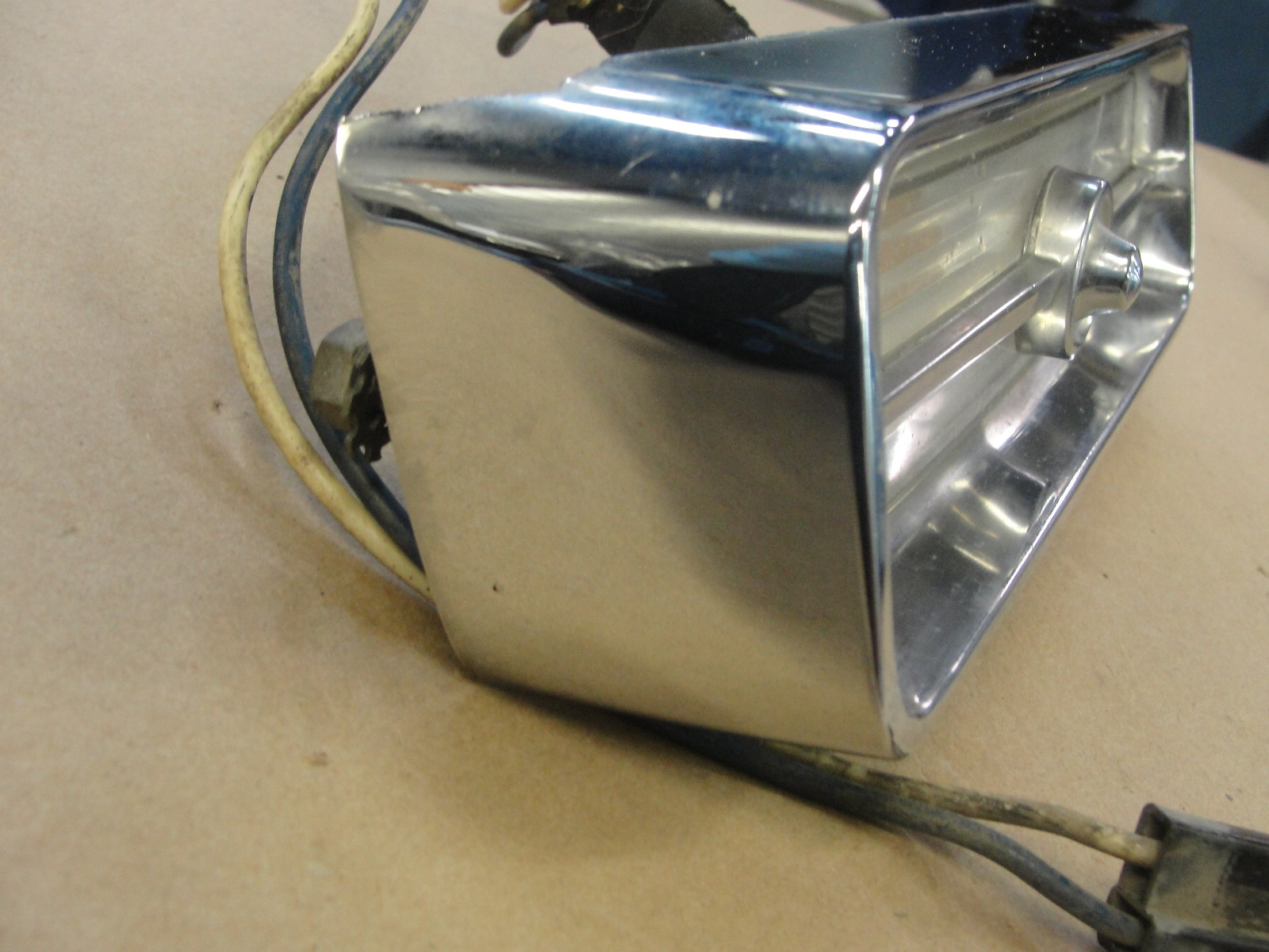 1967 Cadillac Deville Fleetwood Calais GRILL PARK TURN SIGNAL LIGHT LENS CHROME BEZEL TRIM HOUSING #5959174 - Image 8