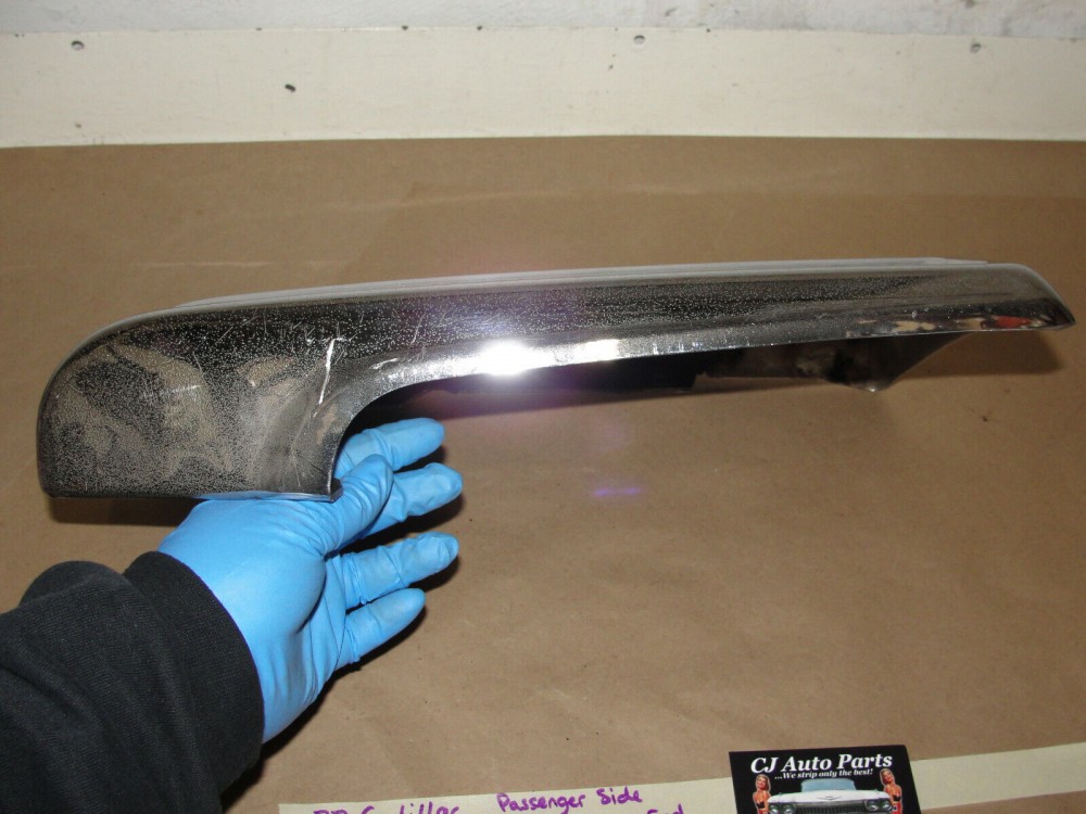 OEM 1977 1978 1979 Cadillac Deville Fleetwood RIGHT PASSENGER SIDE FRONT BUMPER END CORNER #1616191 - Image 8