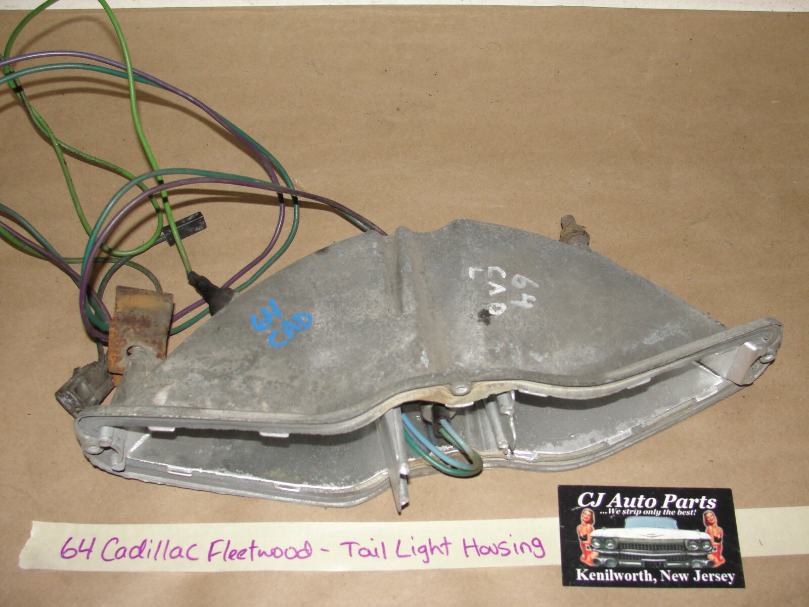 OEM 1964 Cadillac Fleetwood Deville Eldorado TAIL LIGHT BULB HOUSING ~ **TESTED** #5954877/#5954854/#5954885 - Image 8