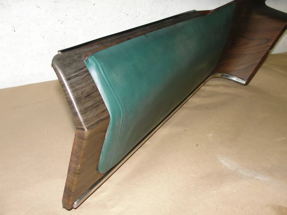 OEM 1973 Cadillac Coupe Deville Calais 2 Door RIGHT PASSENGER SIDE REAR UPPER DOOR QUARTER PANEL TRIM - Image 8