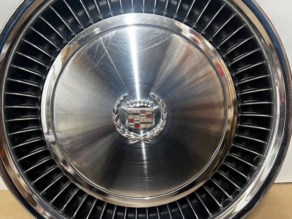 OEM 1974 1975 1976 Cadillac Deville Fleetwood 15" TURBINE HUBCAP WHEEL COVER W/CREST WREATH EMBLEM #001 - Image 8