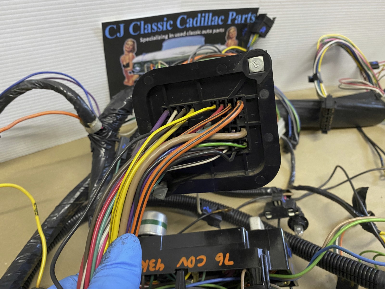 OEM 1976 Cadillac Deville Fleetwood Calais Eldorado COMPLETE UNDER DASH WIRE HARNESS With FUSE BLOCK PANEL ~43K Miles #12004292/#9629754 - Image 9