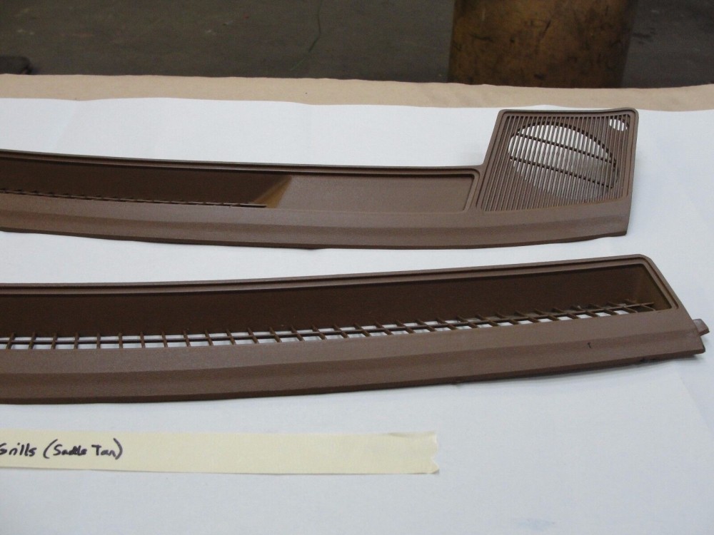 OEM 1974 1975 1976 Cadillac Deville Calais Fleetwood 1974 1975 1976 1977 1978 Eldorado DASH DEFROSTER SPEAKER GRILL VENT TRIM *SADDLE TAN* #1602401/1602402 - Image 8