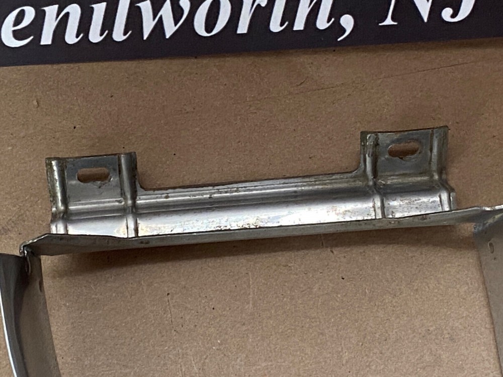 OEM 1960 Cadillac Deville Fleetwood Eldorado LEFT DRIVER SIDE INNER PARKING LIGHT LAMP BEZEL TRIM - Image 8
