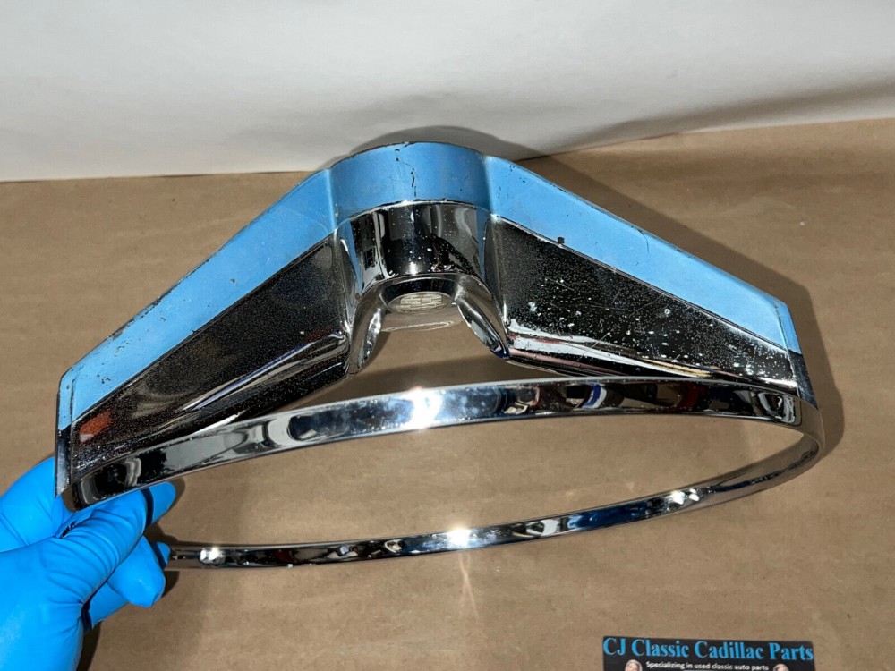OEM 1957-1958 CADILLAC DEVILLE ELDORADO FLEETWOOD STEERING WHEEL HORN RING WITH EMBLEM & SPRING CONTACT #1465948 - Image 8
