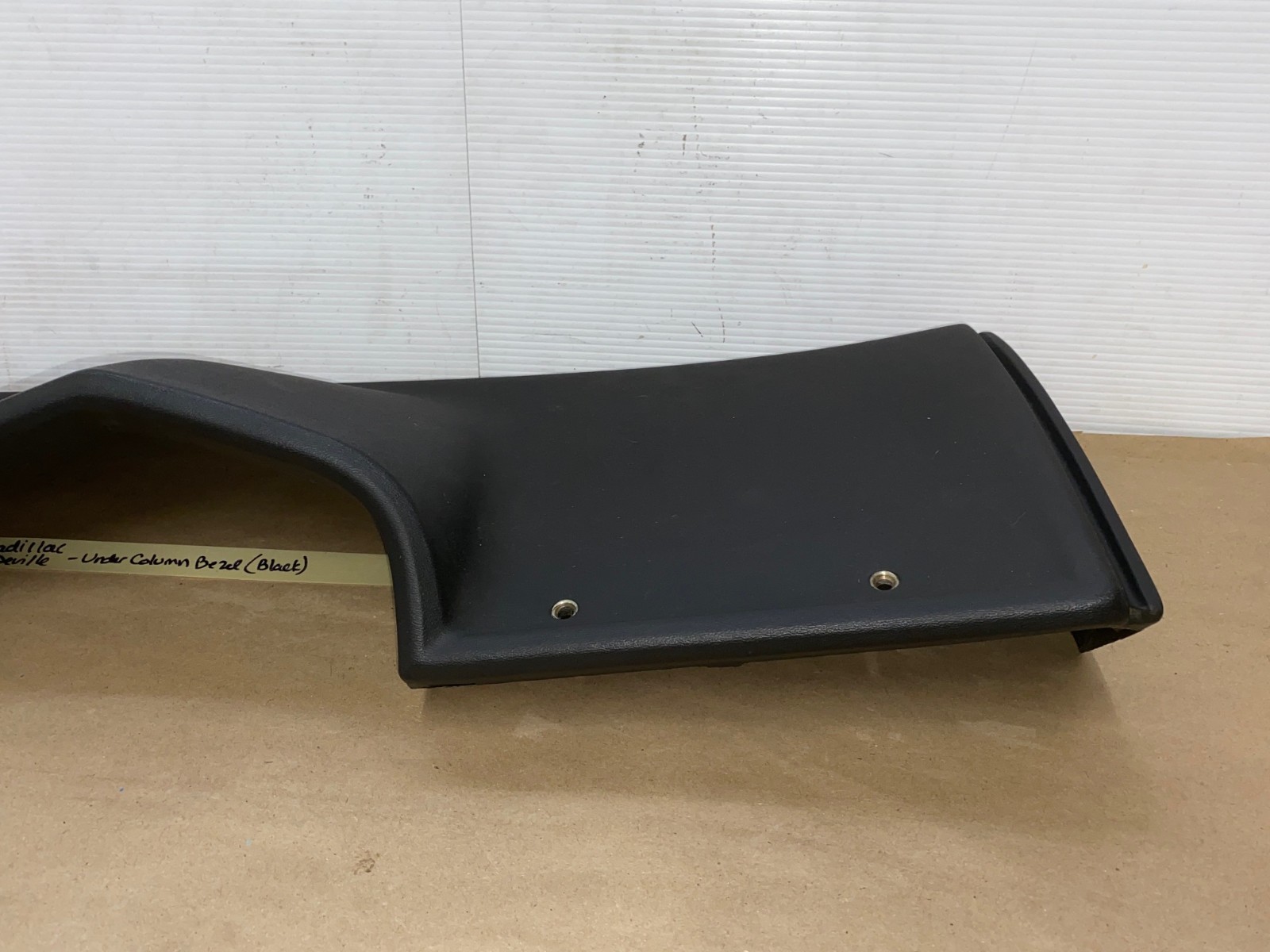 OEM 1974 1975 1976 Cadillac Deville Fleetwood Calais 1974 1975 1976 1977 1978 Eldorado LEFT DASH LOWER UNDER STEERING COLUMN BEZEL TRIM BLACK #3516124 - Image 9