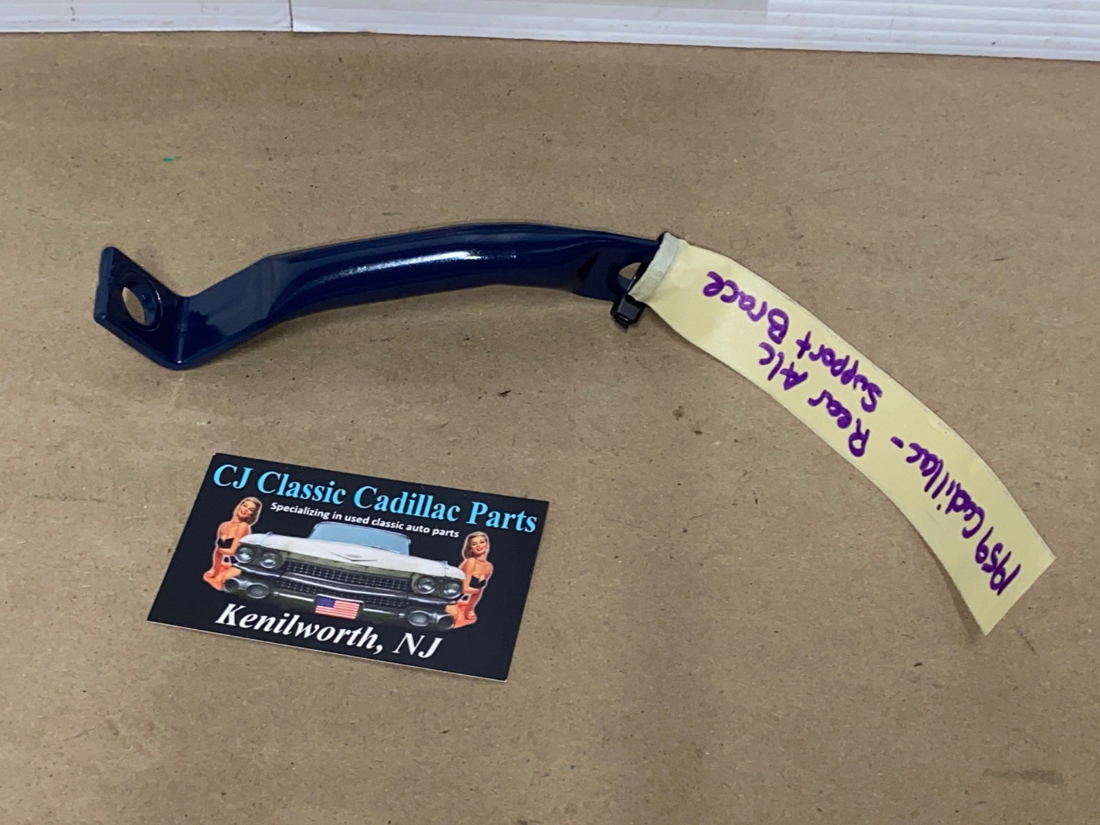RESTORED 1959 1960 Cadillac REAR A/C COMPRESSOR SUPPORT BRACE BRACKET #1473755 - Image 9