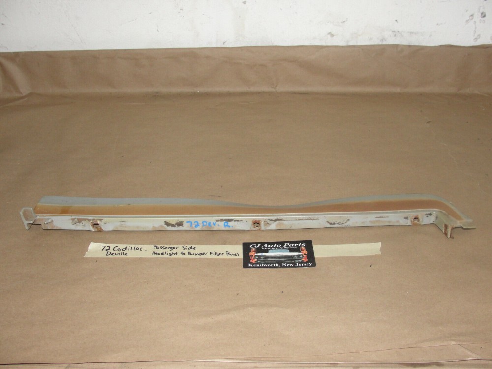 OEM 1972 Cadillac Deville Fleetwood Calais RIGHT PASSENGER SIDE HEADLIGHT TO BUMPER FILLERS PANEL & BRACKET #1498825 - Image 9