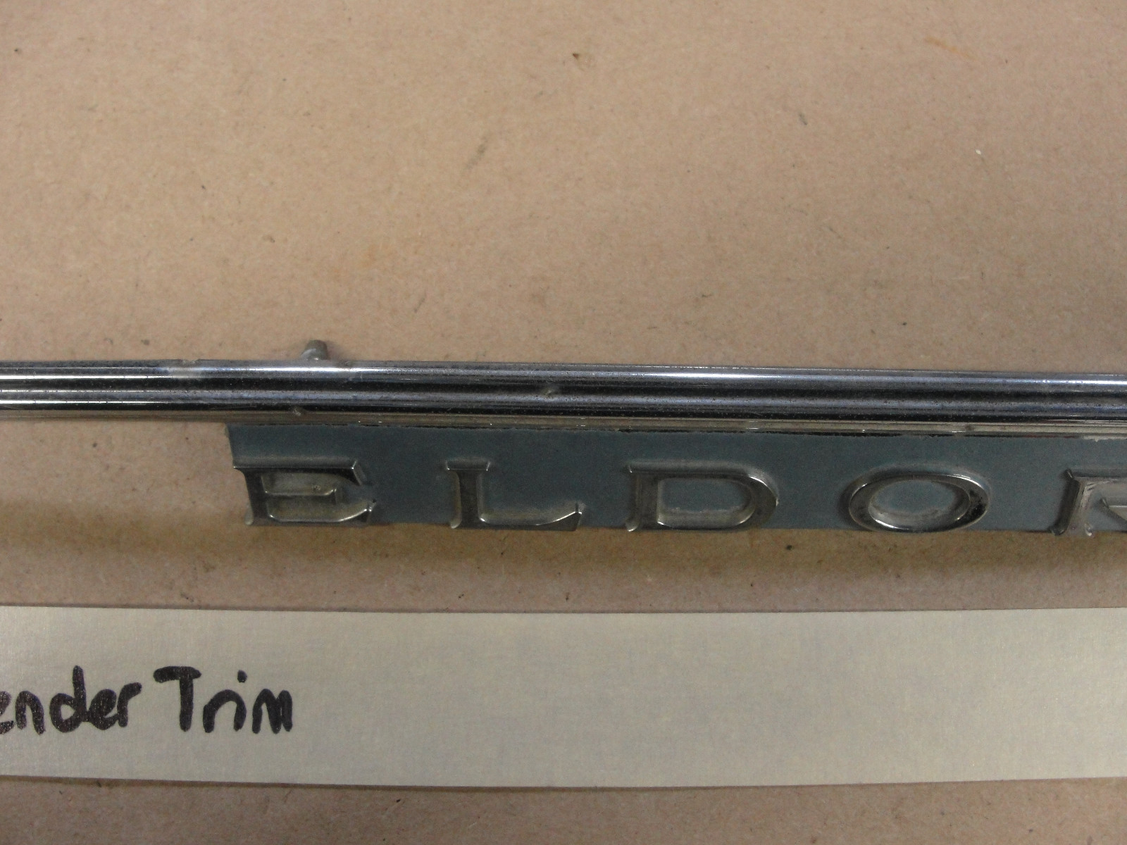 OEM 1971 Cadillac Eldorado LEFT DRIVER SIDE FRONT FENDER TRIM MOLDING SPEAR #1497474 - Image 9