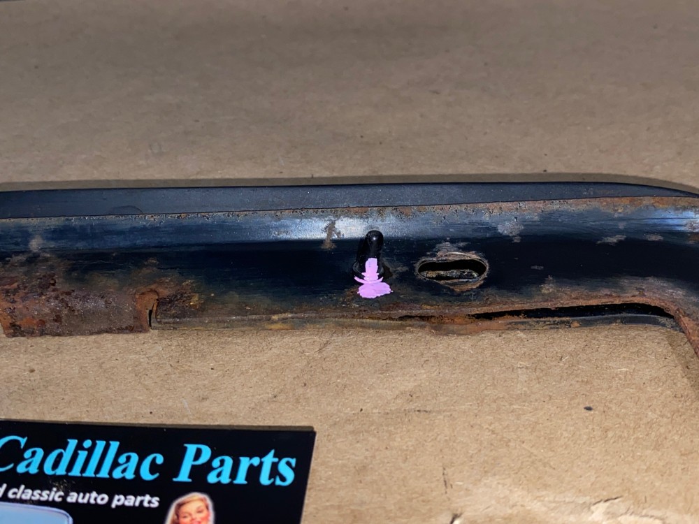 OEM 1967 1968 Cadillac Deville Calais Fleetwood RIGHT PASSENGER SIDE SIDE RUBBER FRONT FENDER TO BUMPER END FILLERS PANEL #1487327 - Image 16