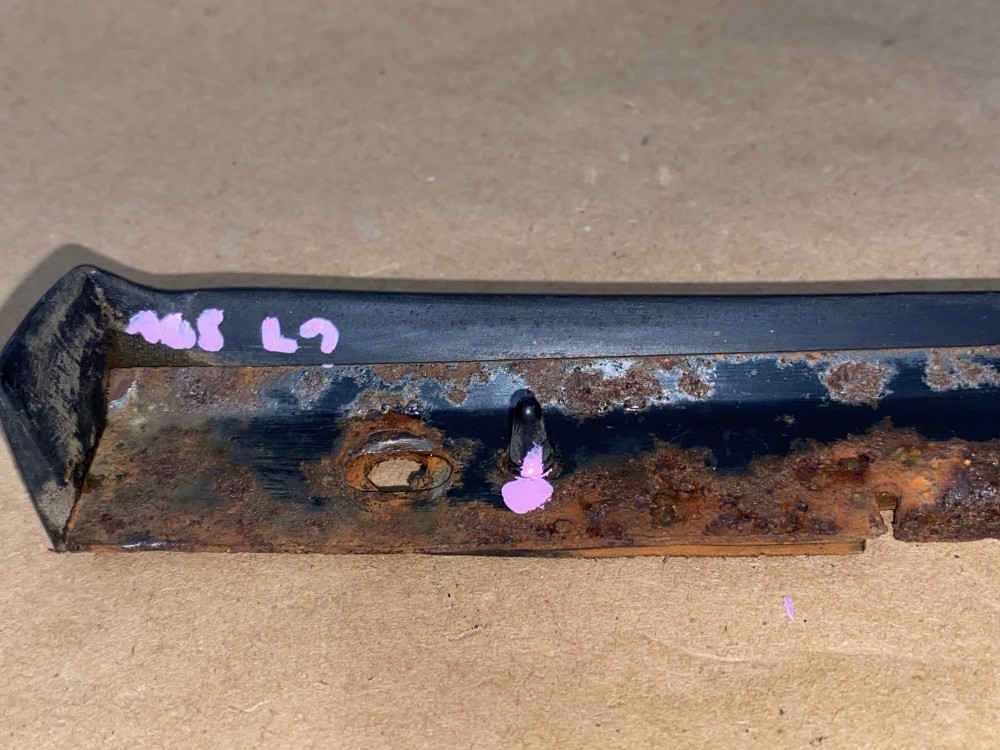 OEM 1967 1968 Cadillac Deville Calais Fleetwood RIGHT PASSENGER SIDE SIDE RUBBER FRONT FENDER TO BUMPER END FILLERS PANEL #1487327 - Image 18