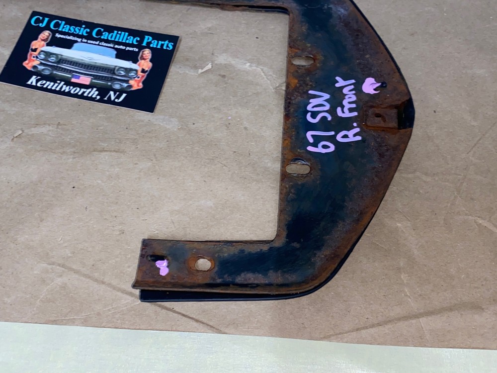 OEM 1967 1968 Cadillac Deville Calais Fleetwood RIGHT PASSENGER SIDE SIDE RUBBER FRONT FENDER TO BUMPER END FILLERS PANEL #1487327 - Image 21