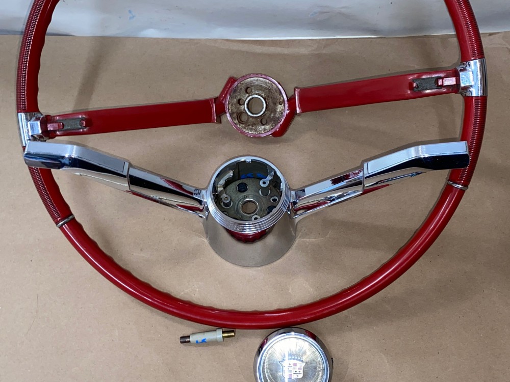 OEM 1965 Cadillac Deville Eldorado Fleetwood Calais NON-TILT STEERING WHEEL WITH HORN BAR BUTTON RING (RED) #710889/#1482949 - Image 3