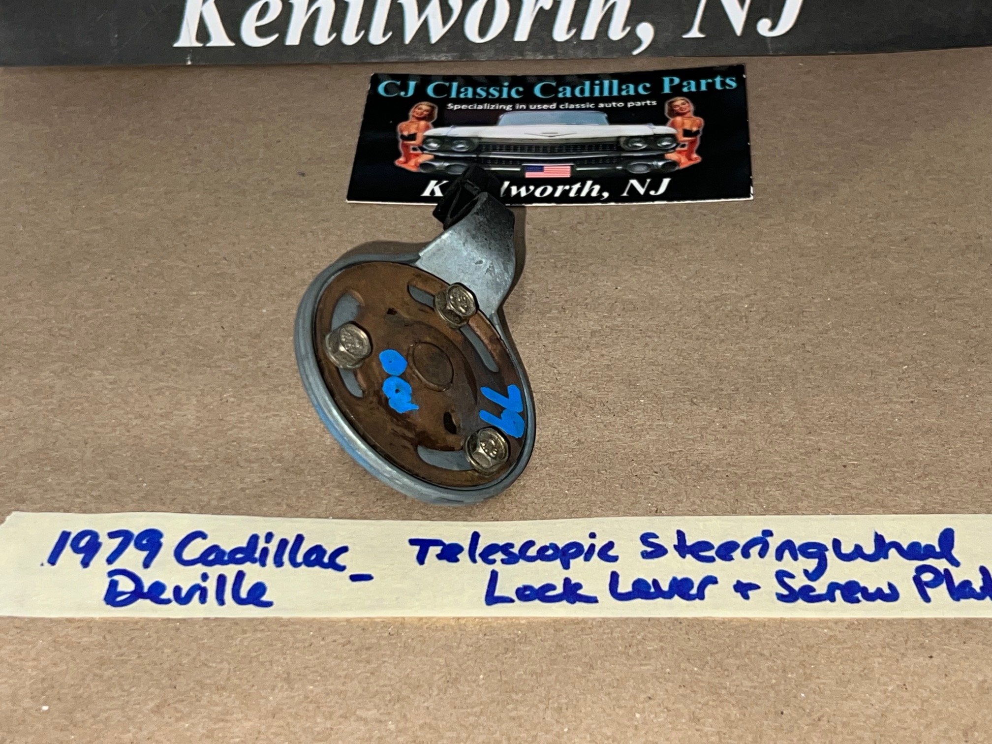 OEM 1979 1980 1981 1982 1983 1984 1985 1986 1987 1988 1989 1990 1991 1992 Cadillac Deville Eldorado Fleetwood Calais Brougham Seville TILT TELESCOPIC STEERING WHEEL ADJUSTING LEVER & SCREW PLATE #16163613 - Image 9