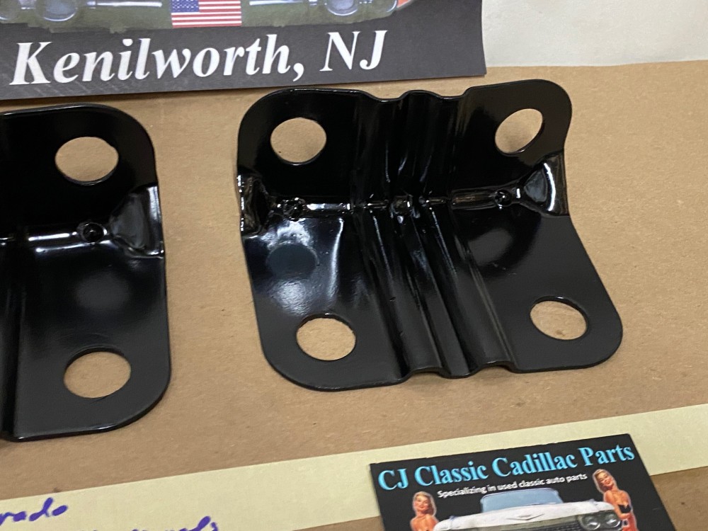OEM 1971 1972 1973 1974 Cadillac Eldorado HOOD HINGE TO WHEEL WELL MOUNTING BRACKETS - PAIR #1494988 - Image 9
