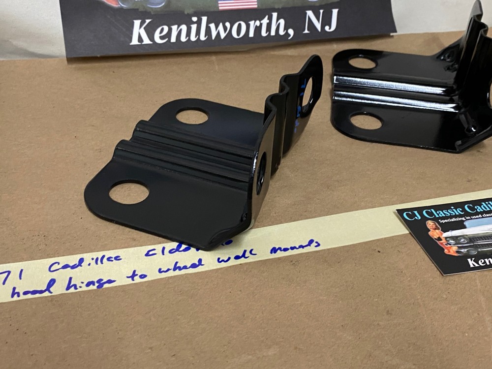 OEM 1971 1972 1973 1974 Cadillac Eldorado HOOD HINGE TO WHEEL WELL MOUNTING BRACKETS - PAIR #1494988 - Image 11