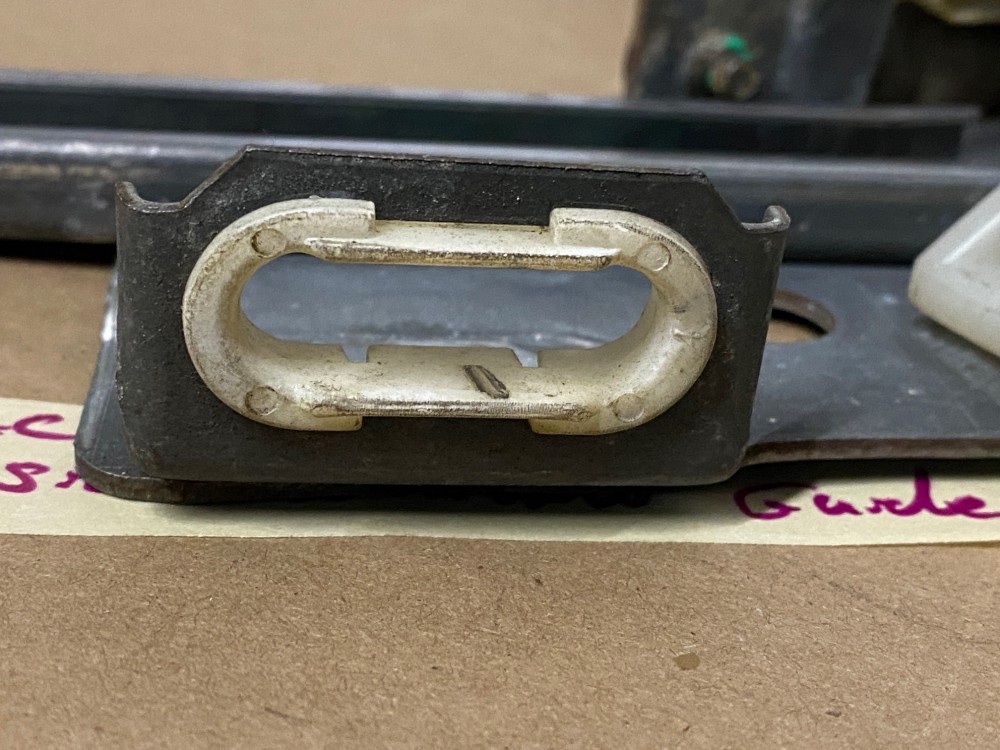 OEM 1971 1972 1973 1974 1975 1976 Cadillac Coupe Deville Eldorado Calais 1977 1978 Eldorado LEFT FRONT DOOR WINDOW GUIDE TUBE LOWER SASH GUIDE #9669422/#9669419 - Image 10
