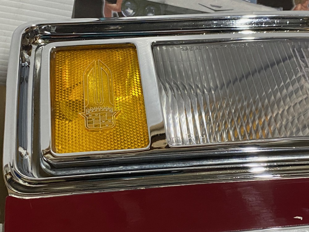 OEM 1975 1976 Cadillac Deville Calais Fleetwood RIGHT PASSENGER SIDE TURN SIGNAL PARK CORNER LIGHT LENS #1605271/#5968018/#5966732 - Image 7