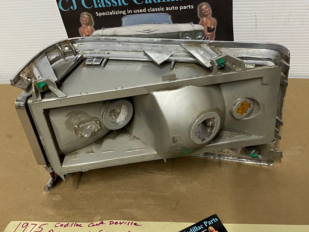 OEM 1975 1976 Cadillac Deville Calais Fleetwood RIGHT PASSENGER SIDE TURN SIGNAL PARK CORNER LIGHT LENS #1605271/#5968018/#5966732 - Image 17