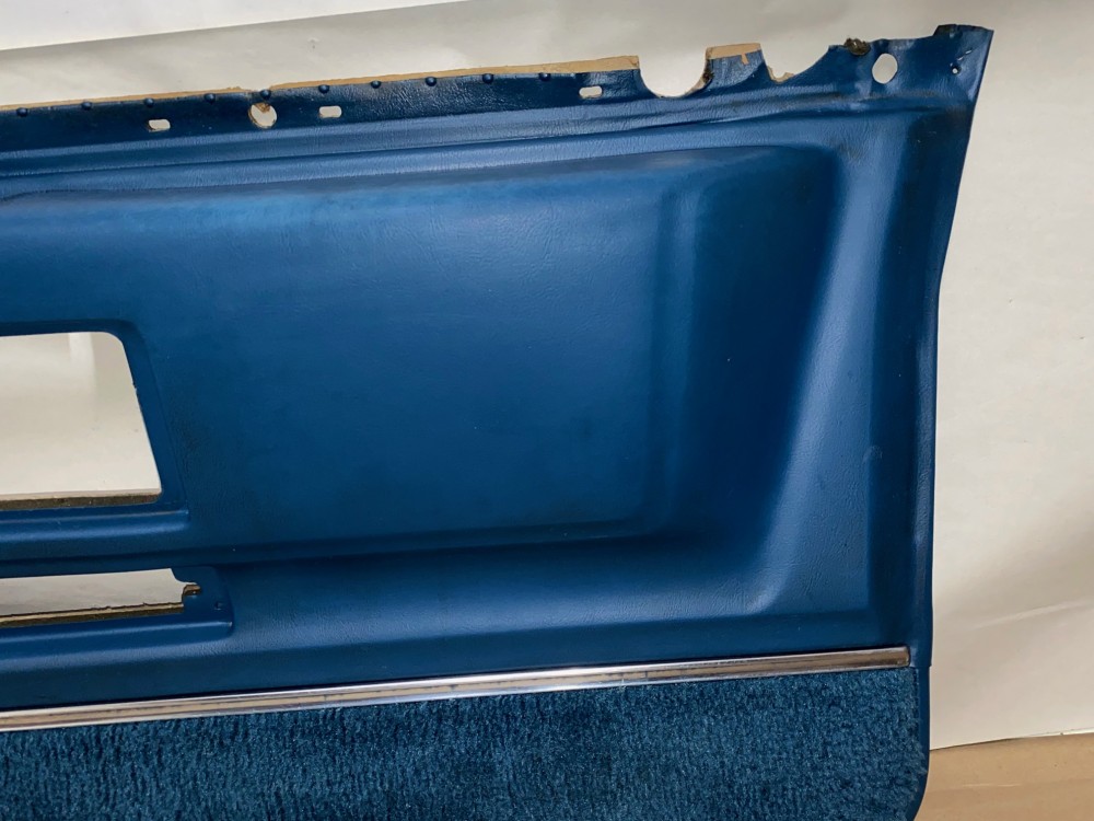 OEM 1971 1972 1973 1974 1975 1976 Cadillac Sedan Deville Fleetwood Calais 4 Door RIGHT PASSENGER SIDE FRONT LOWER DOOR PANEL ARM REST - DARK BLUE - Image 11
