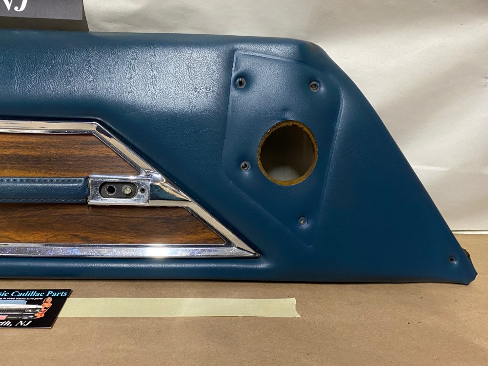 OEM 1971 1972 Cadillac Sedan Deville Fleetwood Calais 4 Door LEFT DRIVER SIDE FRONT UPPER DOOR PANEL TRIM DARK BLUE - Image 7