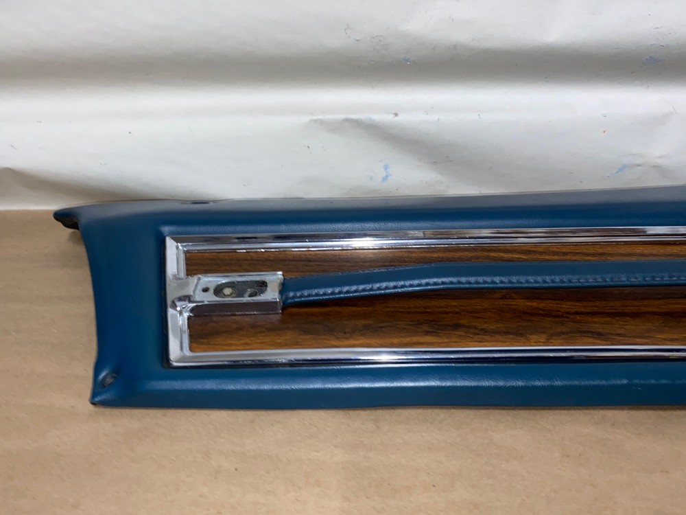 OEM 1971 1972 Cadillac Sedan Deville Fleetwood Calais 4 Door LEFT DRIVER SIDE FRONT UPPER DOOR PANEL TRIM DARK BLUE - Image 8