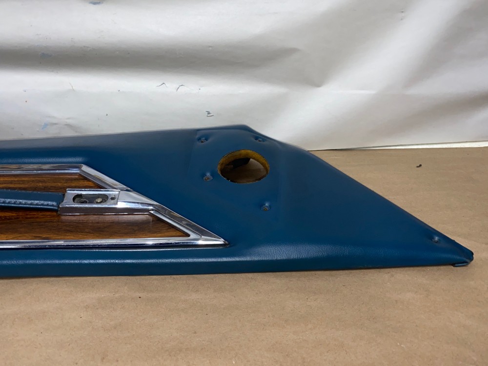 OEM 1971 1972 Cadillac Sedan Deville Fleetwood Calais 4 Door LEFT DRIVER SIDE FRONT UPPER DOOR PANEL TRIM DARK BLUE - Image 10