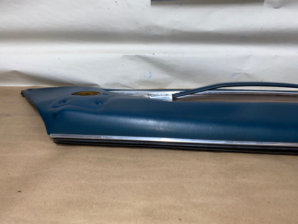 OEM 1971 1972 Cadillac Sedan Deville Fleetwood Calais 4 Door LEFT DRIVER SIDE FRONT UPPER DOOR PANEL TRIM DARK BLUE - Image 13