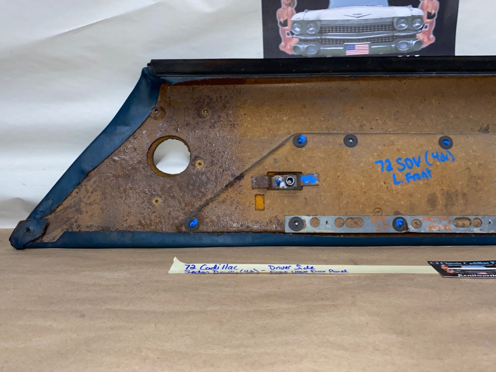 OEM 1971 1972 Cadillac Sedan Deville Fleetwood Calais 4 Door LEFT DRIVER SIDE FRONT UPPER DOOR PANEL TRIM DARK BLUE - Image 17