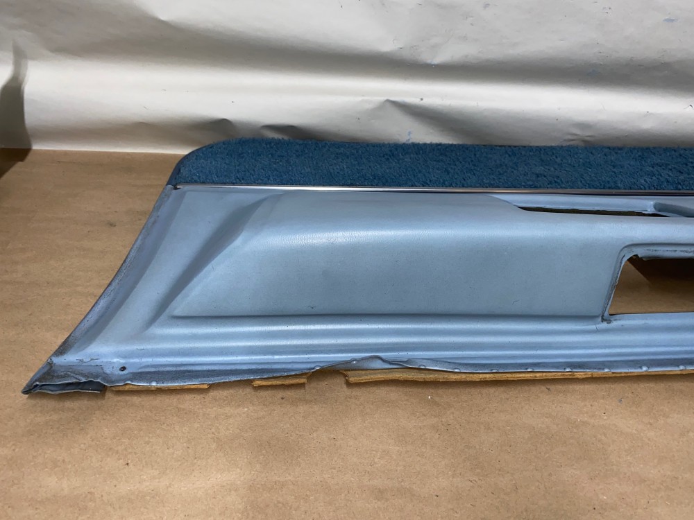 OEM 1971 1972 1973 1974 1975 1976 Cadillac Sedan Deville Fleetwood Calais 4 Door RIGHT PASSENGER SIDE FRONT LOWER DOOR PANEL with COURTESY LIGHT - LIGHT BLUE - Image 5