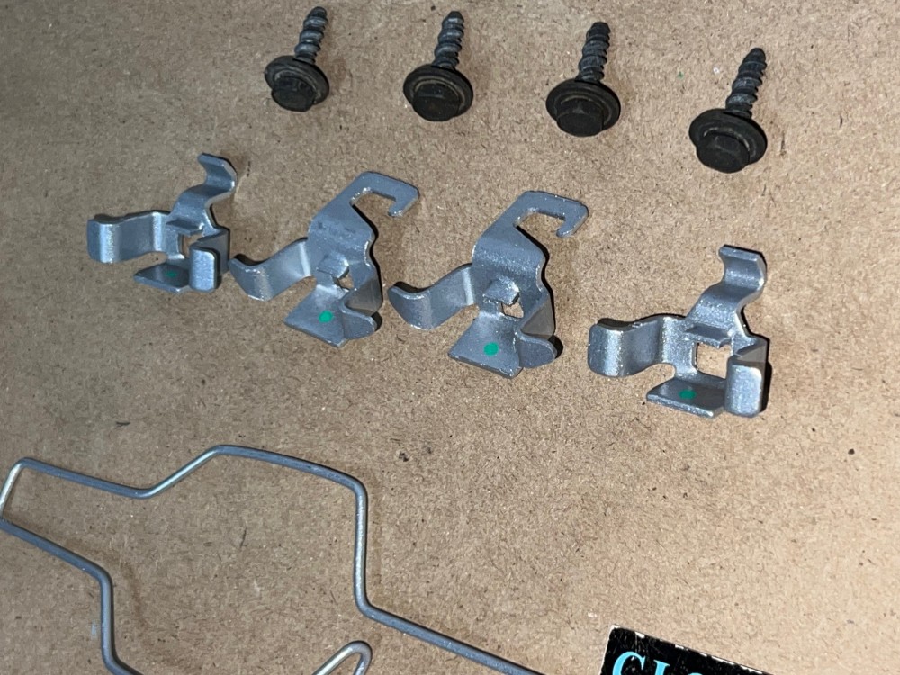 OEM 1974 1975 1976 Cadillac Deville Fleetwood Calais 1974 1975 1976 1977 1978 Eldorado FRONT DASH SPEAKER & GRILL MOUNTING BRACKETS & HARDWARE CLIPS - Image 7