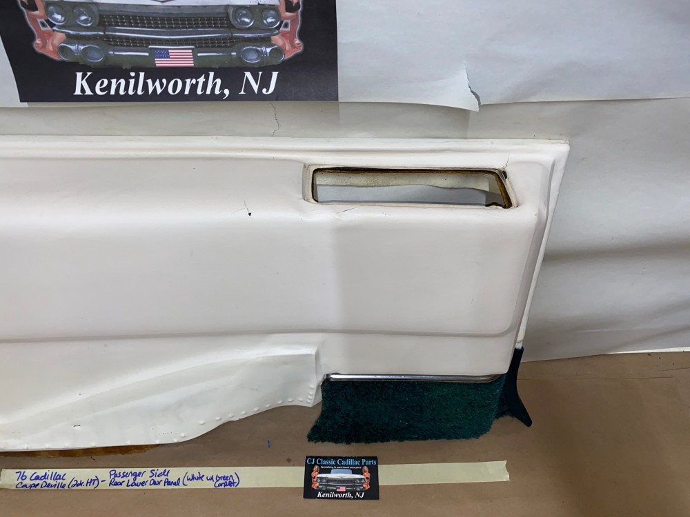OEM 1971 1972 1973 1974 1975 1976 Cadillac Coupe Deville Calais 2 Dr LEFT DRIVER SIDE REAR LOWER DOOR PANEL ARM REST ~ WHITE WITH GREEN CARPET - Image 4