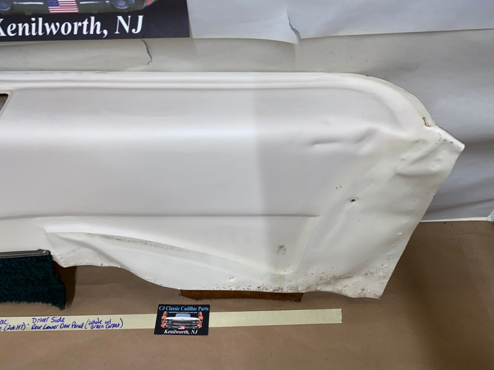 OEM 1971 1972 1973 1974 1975 1976 Cadillac Coupe Deville Calais 2 Dr RIGHT PASSENGER SIDE REAR LOWER DOOR PANEL ARM REST ~ WHITE WITH GREEN CARPET - Image 4