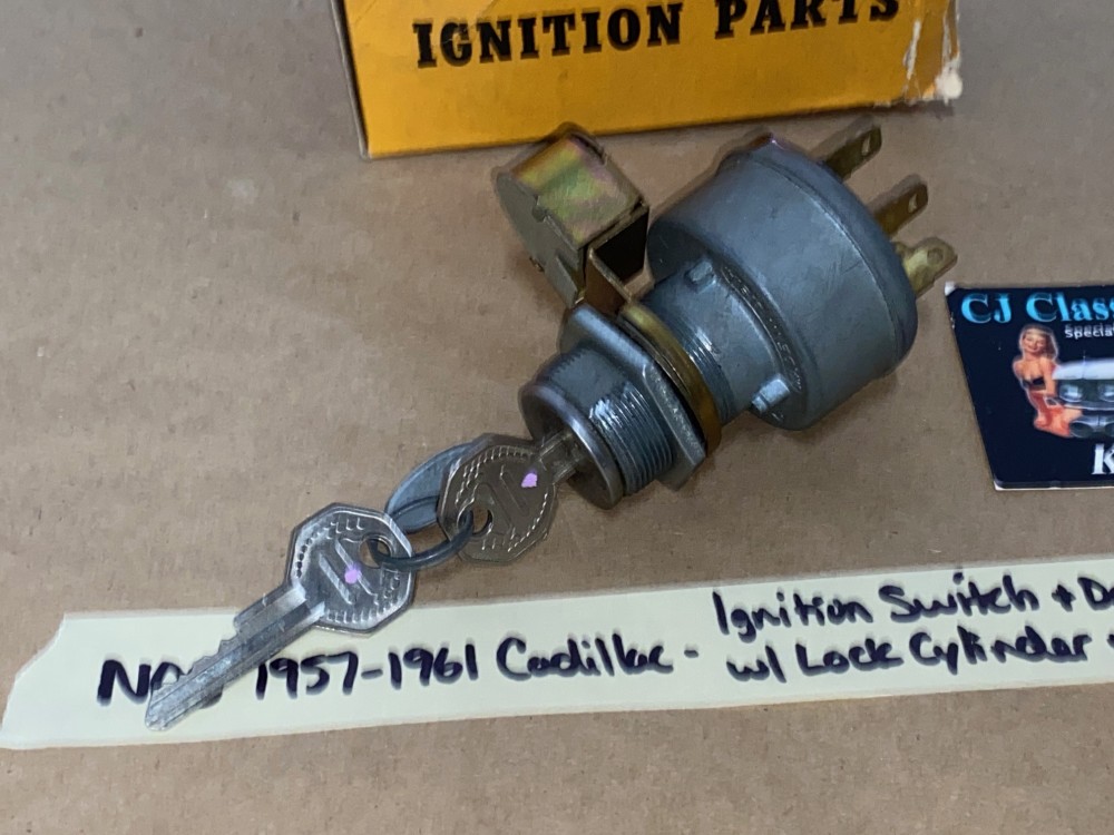 NOS 1957 1958 1959 1960 1961 CADILLAC IGNITION SWITCH DASH LIGHT BRACKET WITH LOCK CYLINDER & KEY - Image 4