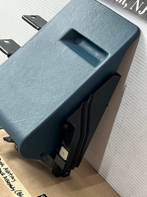 OEM 1974 1975 1976 Cadillac Deville Eldorado Fleetwood Calais DASH ASHTRAY ASH TRAY ASSEMBLY WITH TRACKS (BLUE) - Image 13