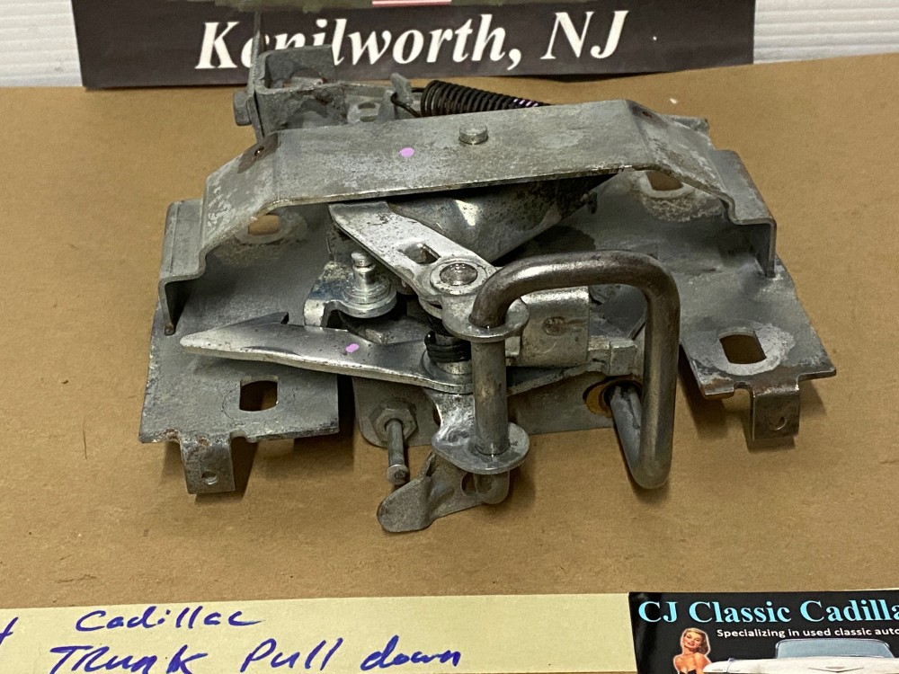 OEM 1962 1963 1964 1965 1966 1967 1968 1969 1970 1971 1972 1973 Cadillac Eldorado Deville Fleetwood Calais REAR DECK LID MECHANICAL TRUNK LATCH PULLDOWN MECHANISM #4876992/#4843754/#8756577 - Image 2