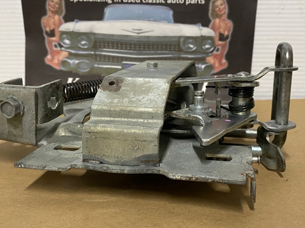 OEM 1962 1963 1964 1965 1966 1967 1968 1969 1970 1971 1972 1973 Cadillac Eldorado Deville Fleetwood Calais REAR DECK LID MECHANICAL TRUNK LATCH PULLDOWN MECHANISM #4876992/#4843754/#8756577 - Image 5