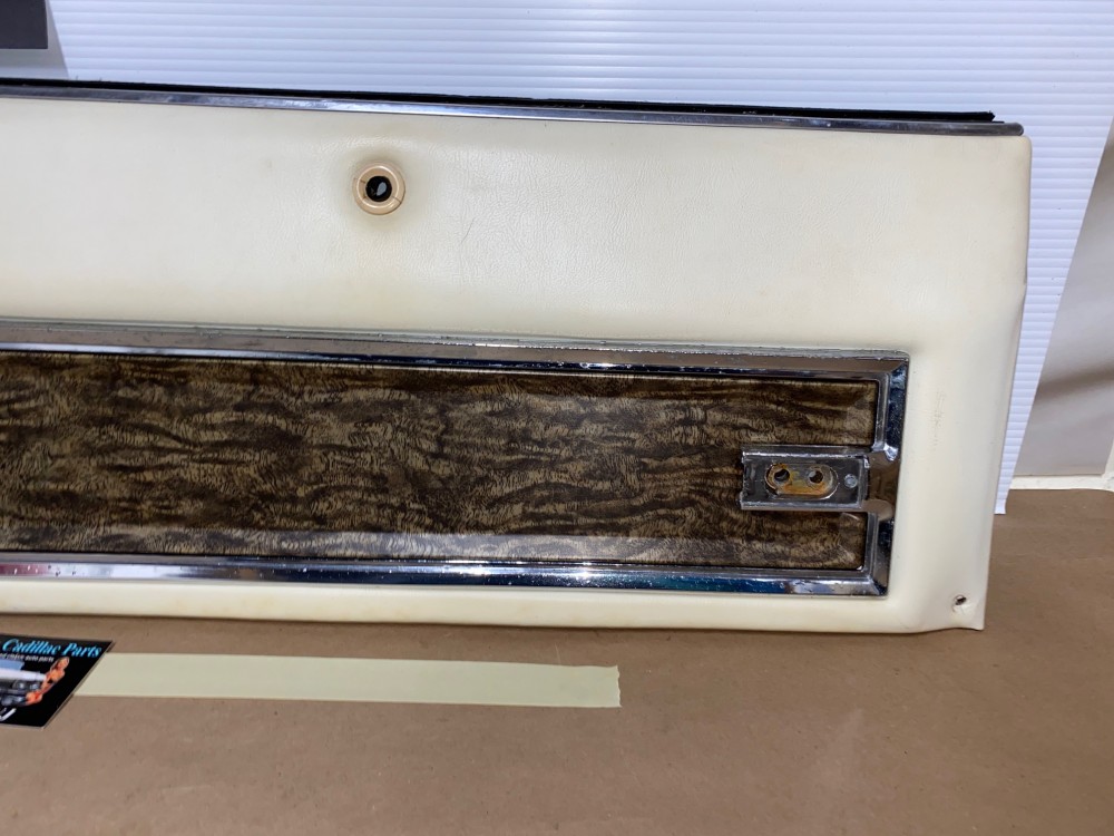 OEM 1971 1972 Cadillac Eldorado Coupe Deville Calais 2 Door RIGHT PASSENGER SIDE FRONT UPPER DOOR PANEL TRIM - Image 5