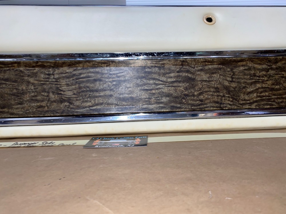 OEM 1971 1972 Cadillac Eldorado Coupe Deville Calais 2 Door RIGHT PASSENGER SIDE FRONT UPPER DOOR PANEL TRIM - Image 8