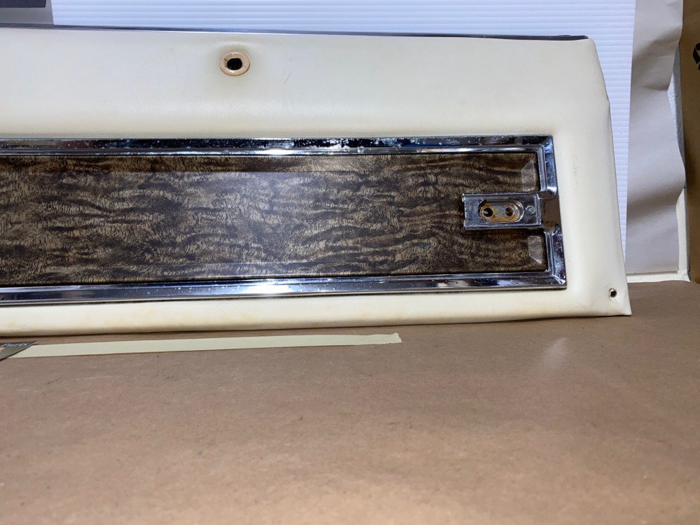 OEM 1971 1972 Cadillac Eldorado Coupe Deville Calais 2 Door RIGHT PASSENGER SIDE FRONT UPPER DOOR PANEL TRIM - Image 9