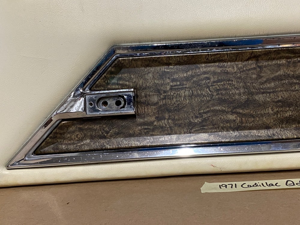 OEM 1971 1972 Cadillac Eldorado Coupe Deville Calais 2 Door RIGHT PASSENGER SIDE FRONT UPPER DOOR PANEL TRIM - Image 10