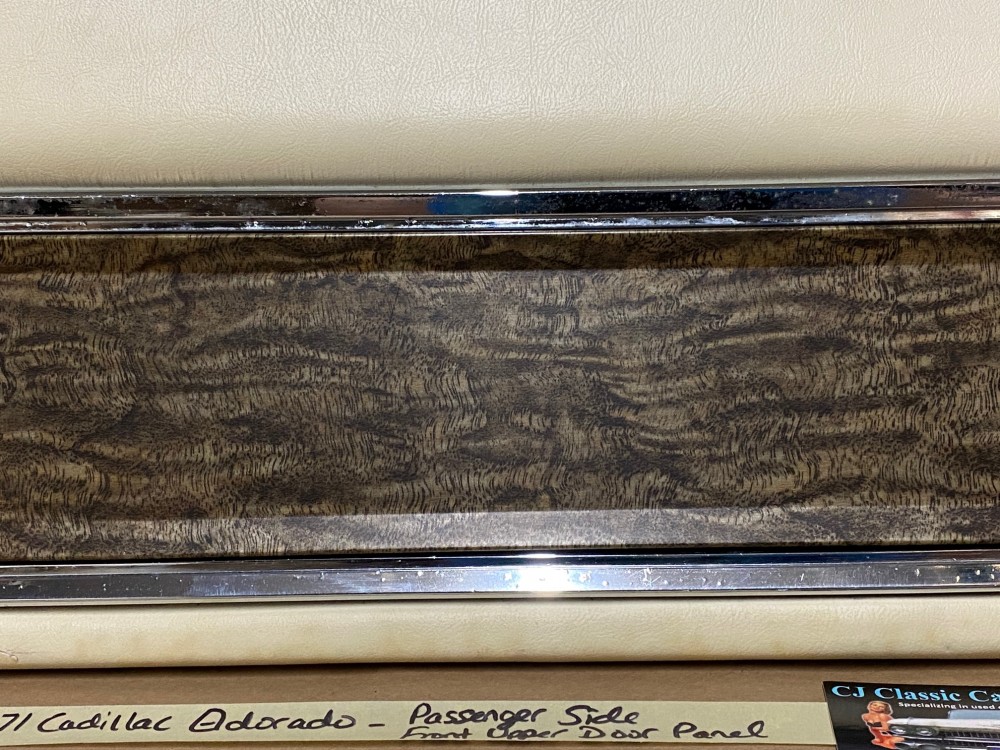 OEM 1971 1972 Cadillac Eldorado Coupe Deville Calais 2 Door RIGHT PASSENGER SIDE FRONT UPPER DOOR PANEL TRIM - Image 11