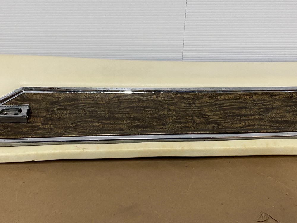 OEM 1971 1972 Cadillac Eldorado Coupe Deville Calais 2 Door RIGHT PASSENGER SIDE FRONT UPPER DOOR PANEL TRIM - Image 15