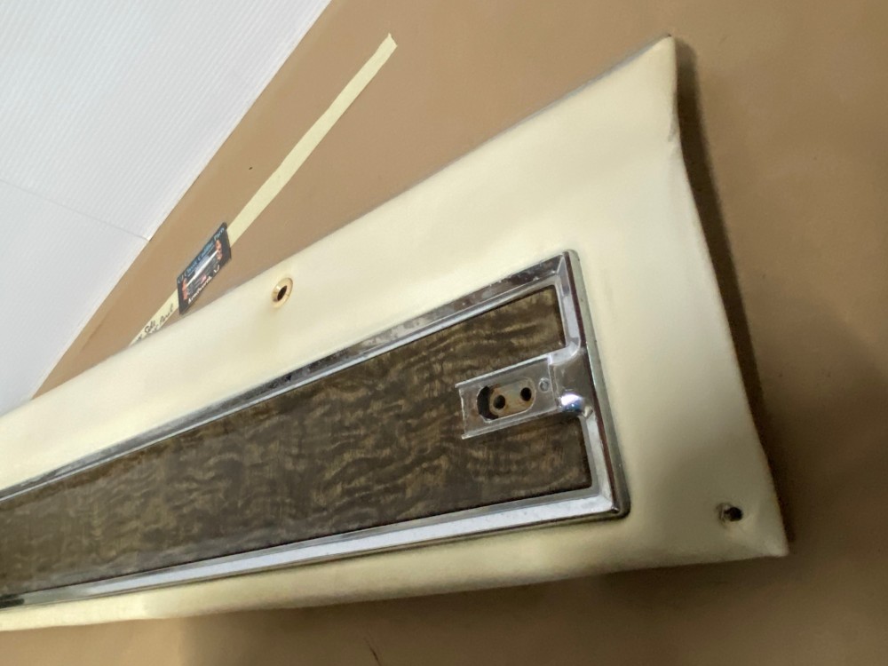 OEM 1971 1972 Cadillac Eldorado Coupe Deville Calais 2 Door RIGHT PASSENGER SIDE FRONT UPPER DOOR PANEL TRIM - Image 19