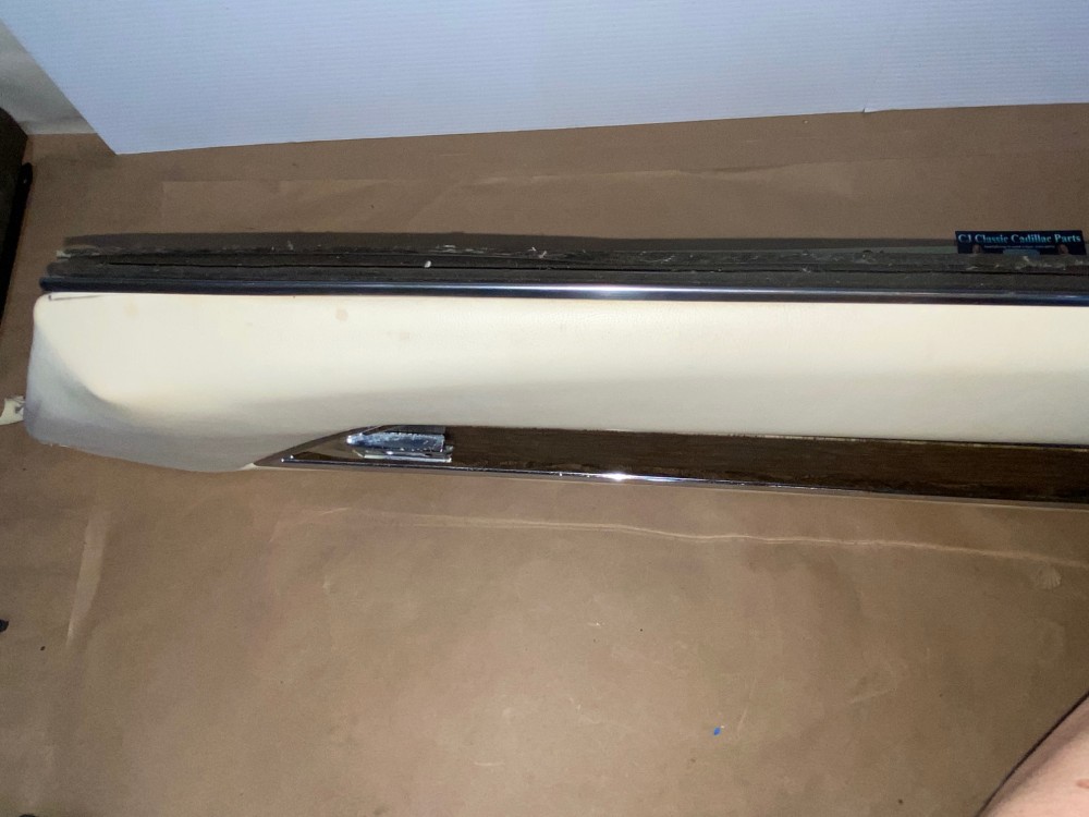 OEM 1971 1972 Cadillac Eldorado Coupe Deville Calais 2 Door RIGHT PASSENGER SIDE FRONT UPPER DOOR PANEL TRIM - Image 22